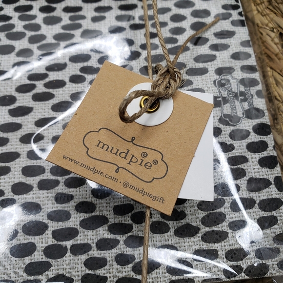 Mud Pie Tribal Boho Woven Black Seagrass Basket Paper Napkin Set - Picture 2 of 5